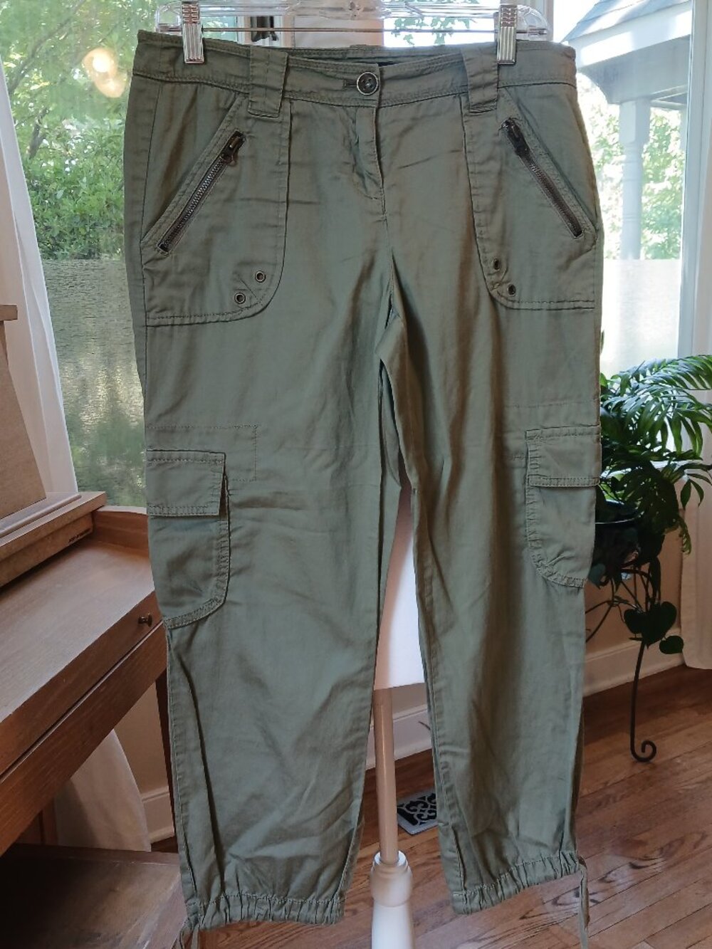 New York & Co. Cropped Khaki